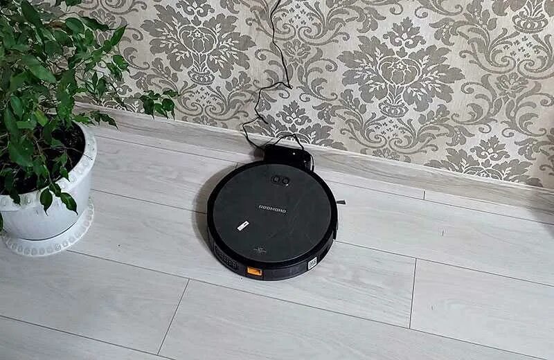 Пылесос робот redmond rv r650s. Робот-пылесос redmond rv-r650s. робот пылесос rv-r 650. rv 650s робот пылесос. redmond rv-r650s wifi.