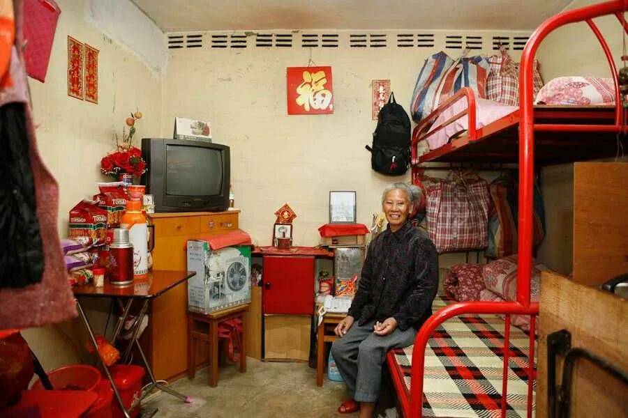 Где живет тесен. Маленькие японские квартиры. Японские обычные квартиры. Где живет тесен. Квартиры китайцев.