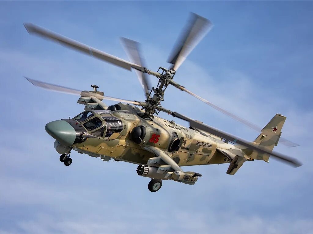 Картинки ка. Ка-52 Аллигатор. Вертолёт к-52 Аллигатор. Боевой вертолет ка-52 Аллигатор. Ka 52 вертолет Аллигатор.