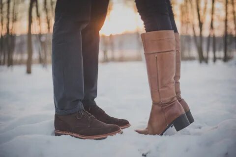 Пара женских сапог