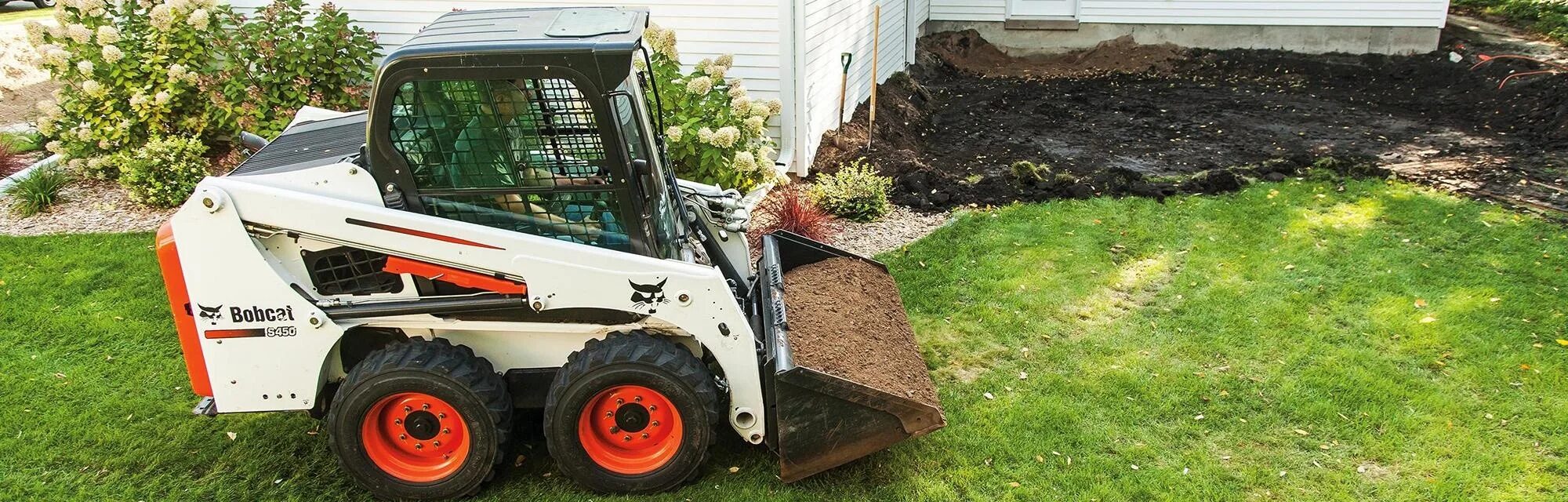 Погрузчик bobcat характеристика. Погрузчик Bobcat s130. Мини-погрузчик Bobcat s450. Мини-погрузчик Bobcat s130мини-погрузчик Bobcat s130. Бобкэт 130.