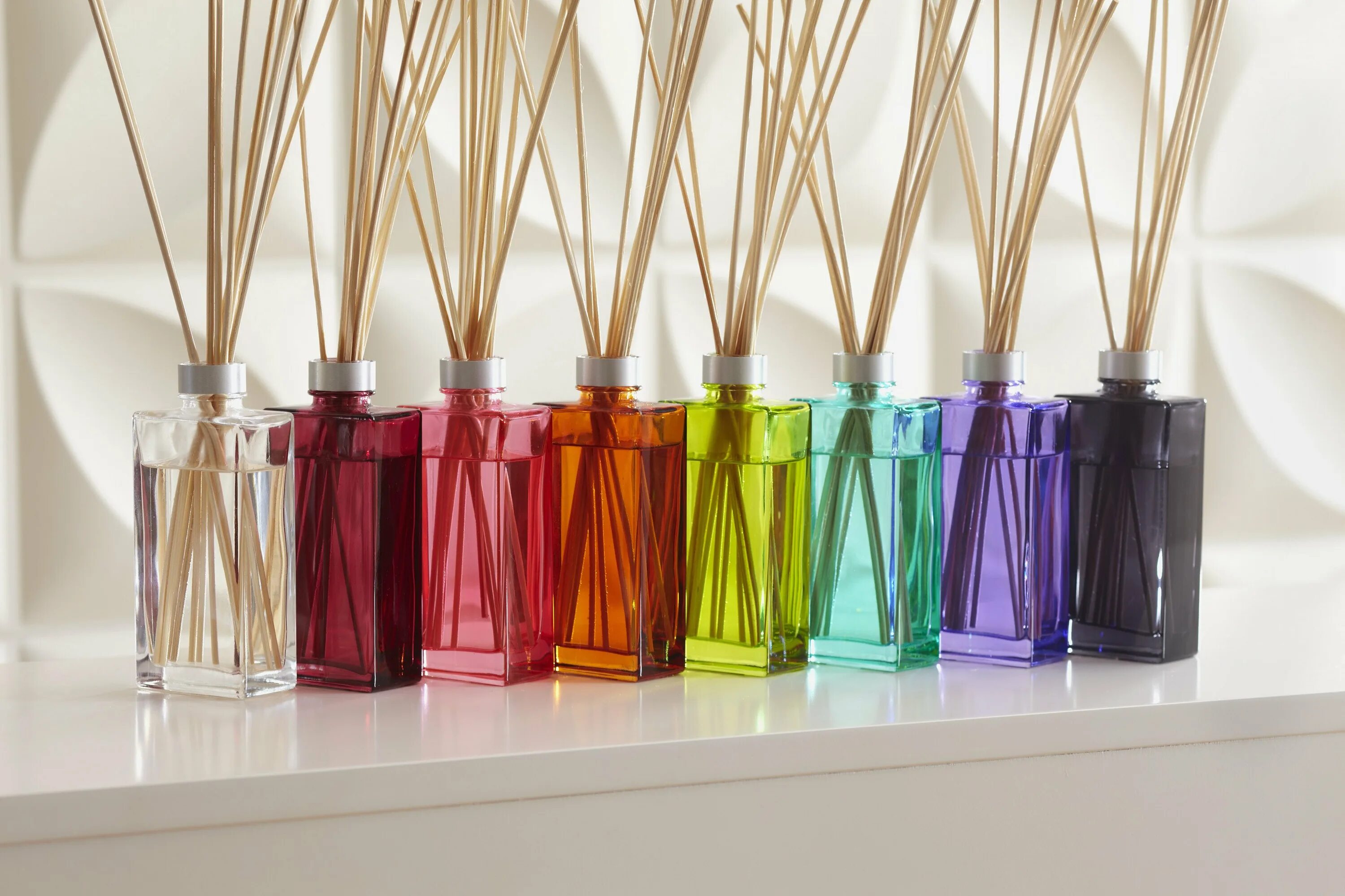 Диффузор мастер. Диффузор reed diffuser. reed diffuser (тростниковый диффузор). ароматизаторы для свечей. тростниковая свеча.