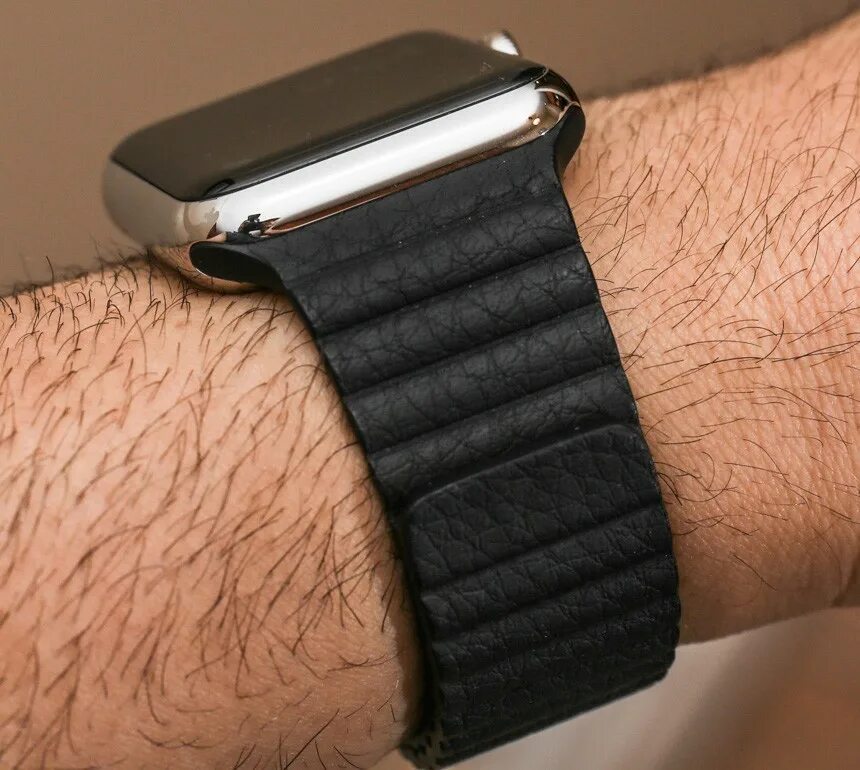 Как одевать ремешок на apple. Ремешок apple 44mm diver blue leather loop large (mgxd3zm/a). apple watch leather link. leather black link with blue apple watch. apple watch belt midnight leather.