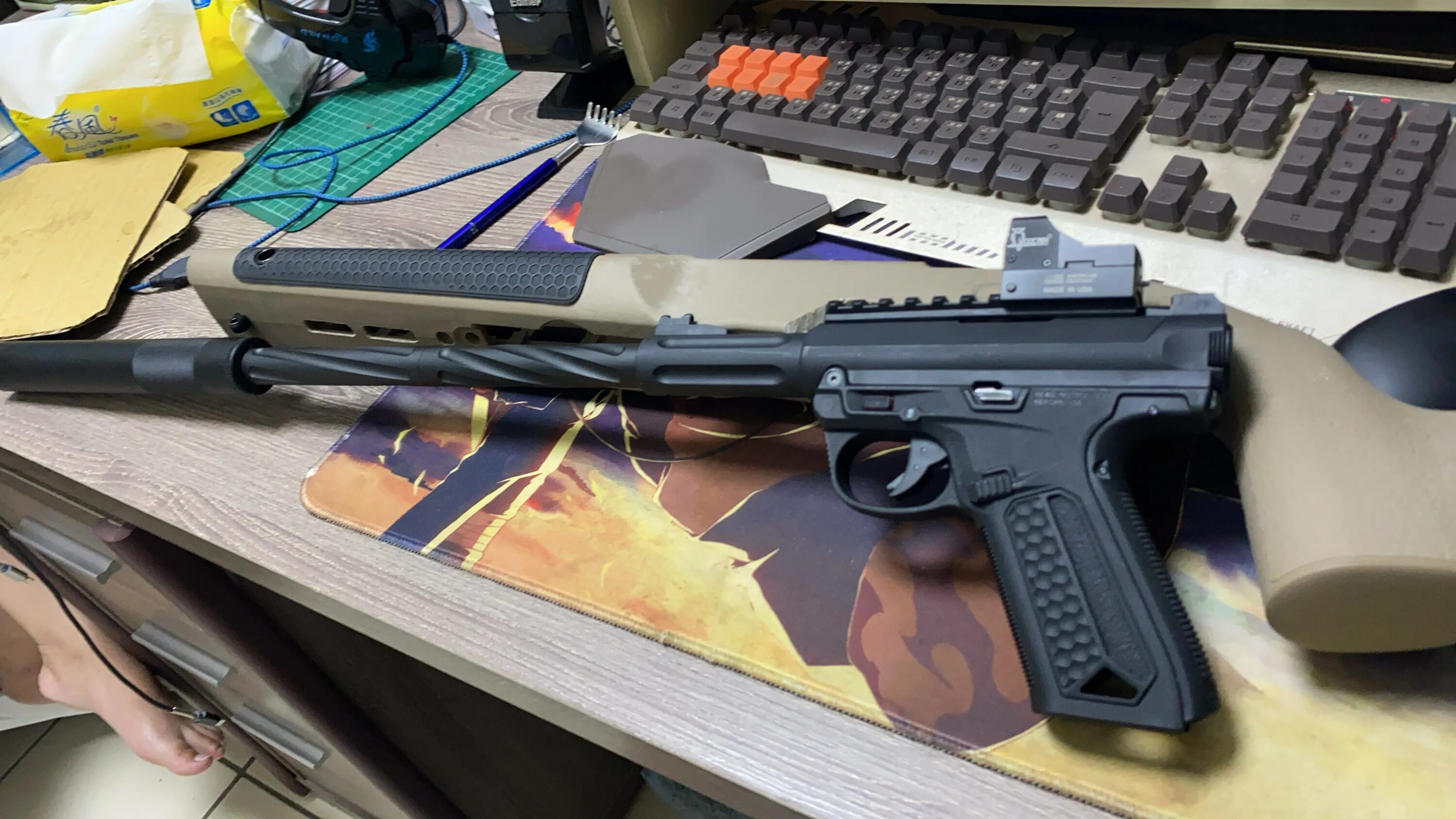 Action army aap01 assassin. Aap-01 страйкбольный пистолет. аар 01 пистолет страйкбольный. aap01 assassin gbb. aap01 makita.