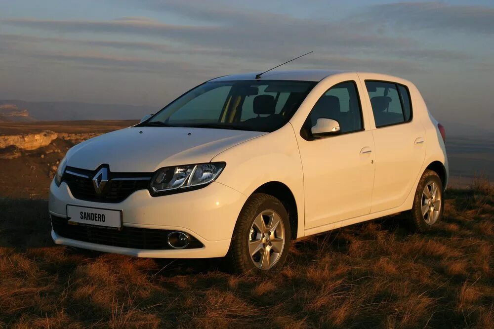 Логан 2 в пензе. Renault sandero 2. логан сандеро. рено логан 2 хэтчбек. renault logan sandero 2.