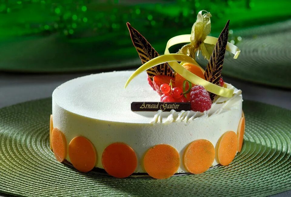 Антреме королевская малина. Муссовый торт с апельсином. Антреме. Антреме торт. Антреме.