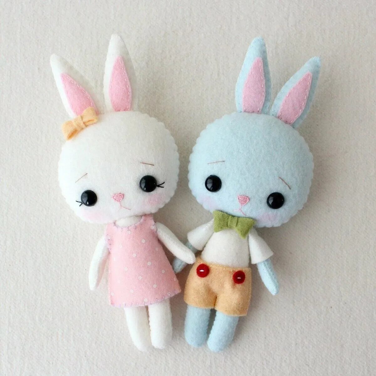 Как сделать красивые игрушки. Поделки из фетра своими руками. Сшить игрушку. Сшить игрушку. Игрушки из ткани.