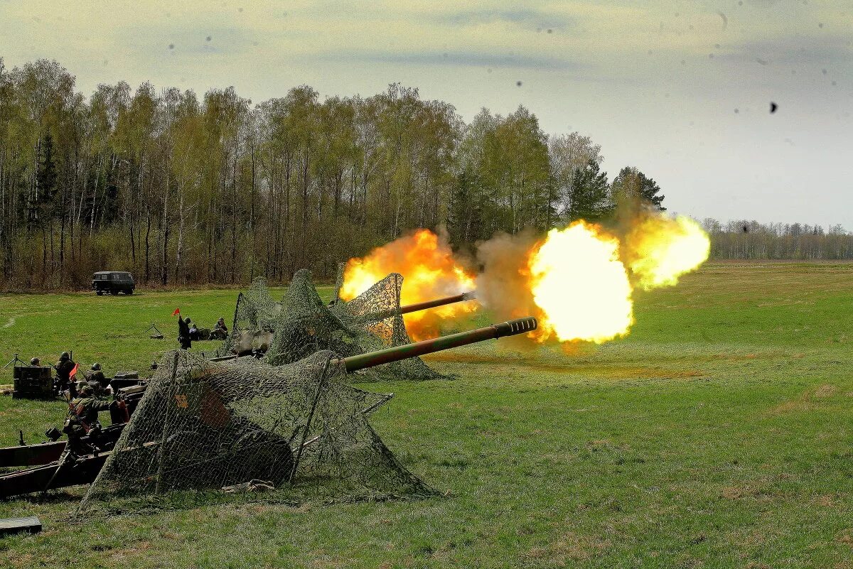 звуки канонады. аа 12 оружие. тос рсзо. джордж дигвид стендовая стрельба.