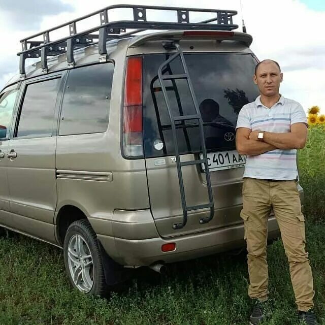 Багажник таун айс. Toyota Town Ace Noah багажник. Багажник на крышу Таун айс Ноах. Ноах багажник 50 Town Ace. Багажник на крышу Town Ace Noah.