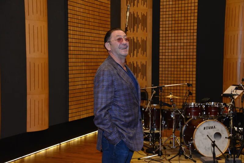 Лепс центр. Продюсерский центр григория лепса. Лепс центр. Продюсерский центр григория лепса. Студия звукозаписи григория лепса.