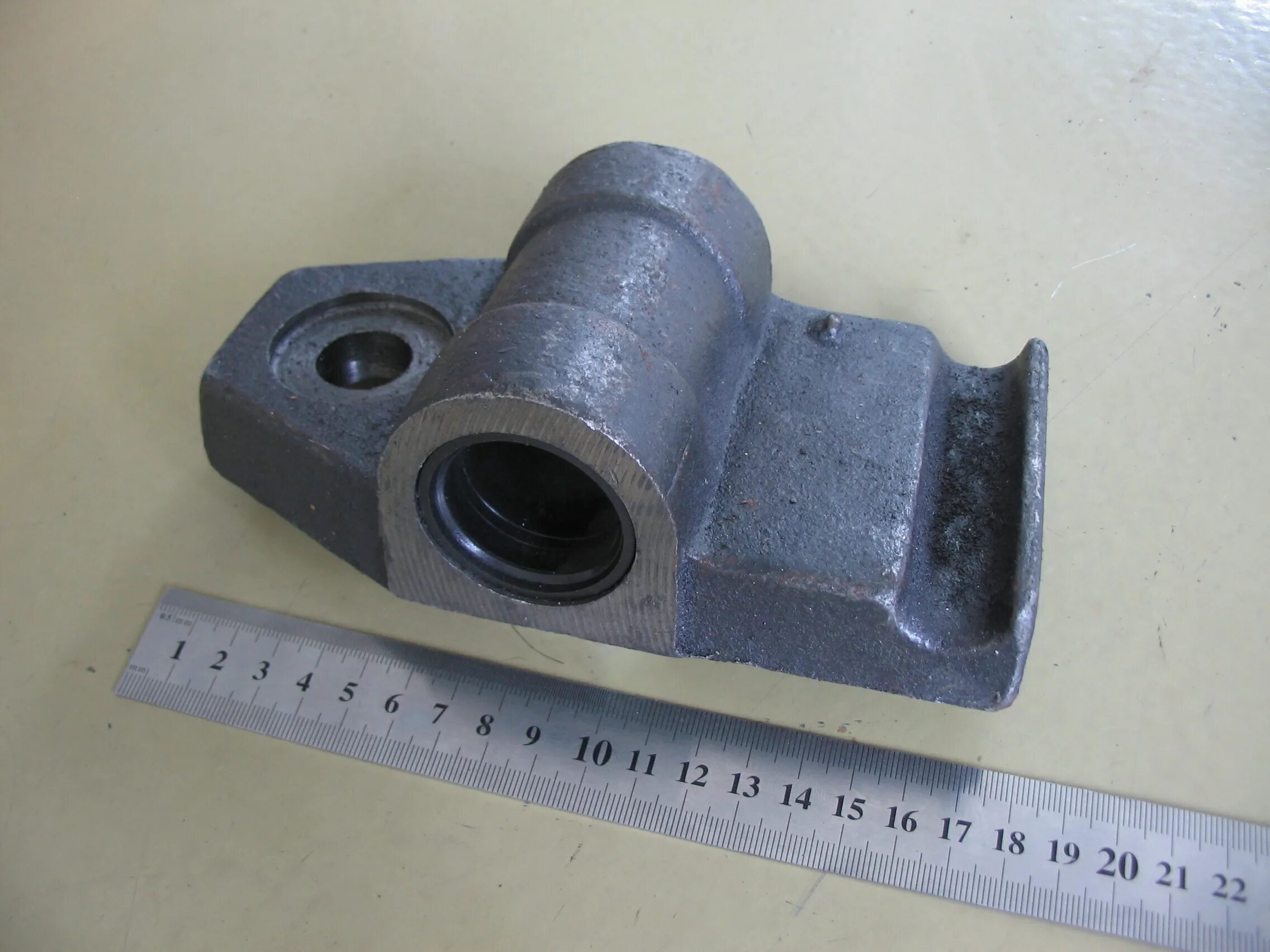 Ушко рессоры сзап 9908-2912015. Ушко задней рессоры в сборе на маз-500а 500-2912015. Ушко 5335-2902015 передней рессоры (маз) *со втулкой*. Ушко рессоры. Ушко 5320-2902020.