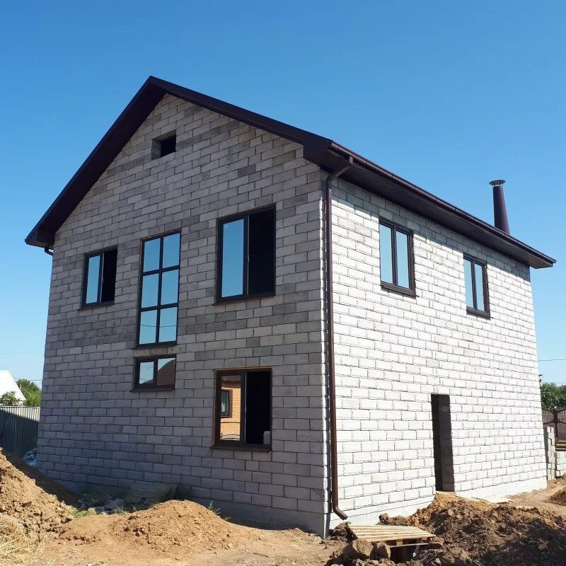 Дом из полимтеролл бетонных блоков. Дом из полистеролбетон. Полистиролбетон дом. Дом из полистиролбетон. Домокомплект из полистиролбетона березовский.