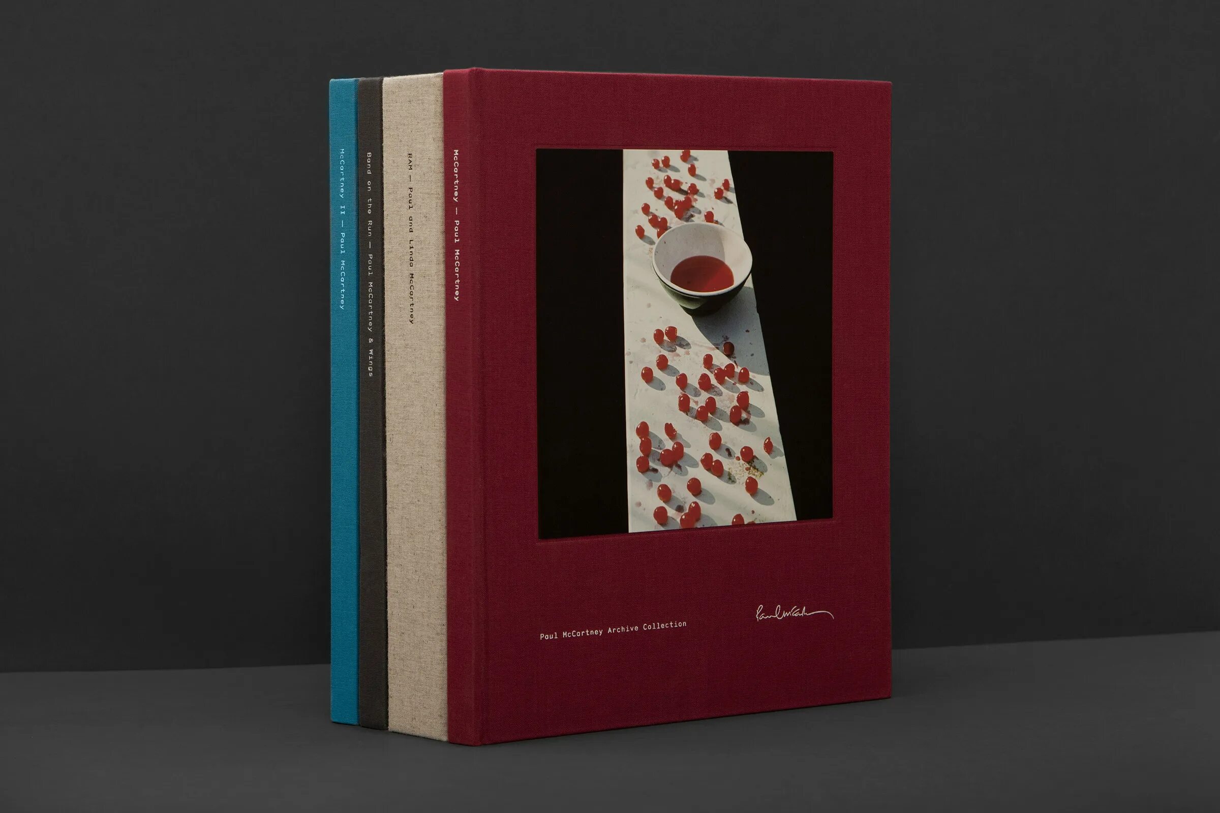 Дизайнерские книжные обложки. Обложка книги дизайн. Обложка книги дизайн. Лучший дизайн обложек книг. Креативные книжные обложки.