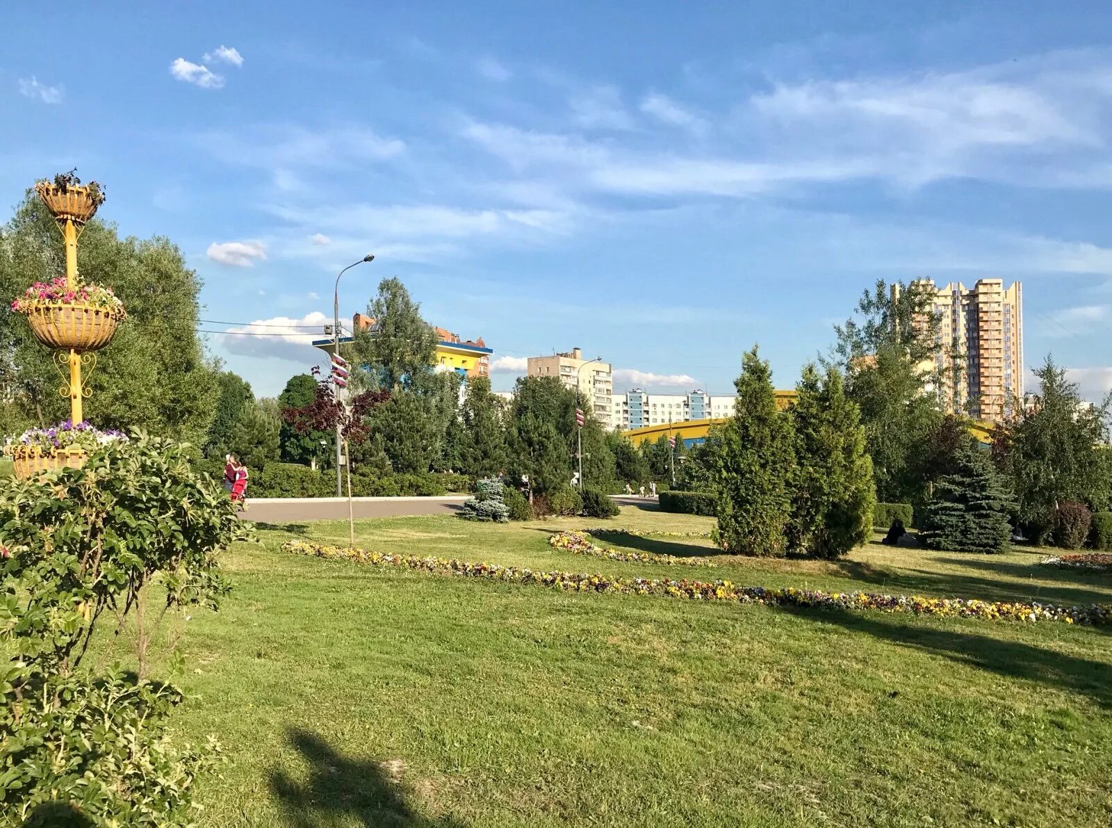 Одинцовский Центральный городской парк. ГДО Одинцово парк. Центральная площадь Одинцово. Одинцово парк площадь.