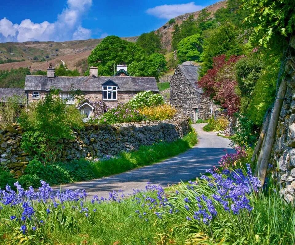 English countryside. Графство Эссекс Англия пейзажи. Ирландия Озерный край. Уэльская деревня. Английская деревня Озерный край.