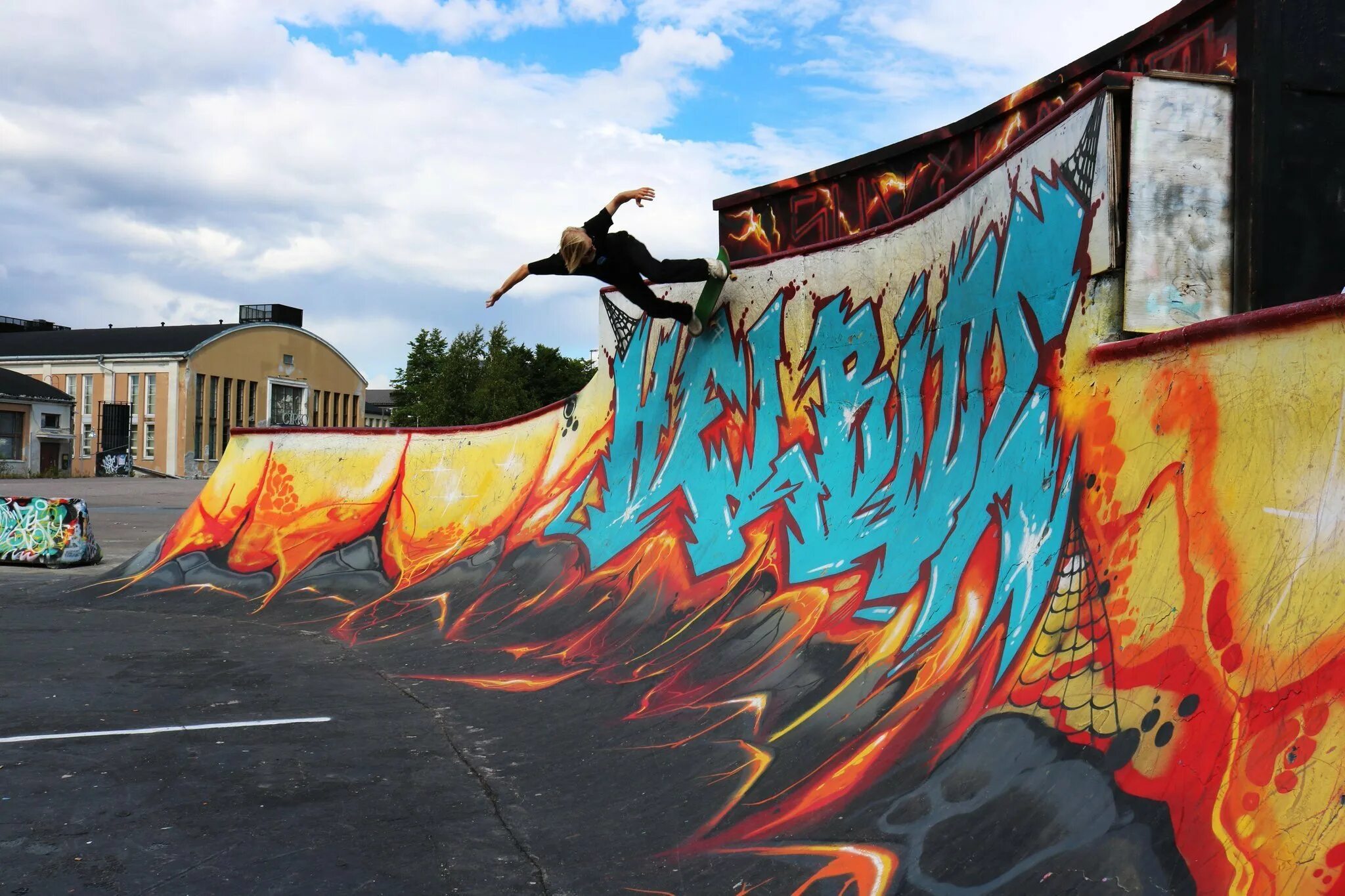 Бетанкура скейт парк граффити. Граффити площадка. Скейт парк в черемушках. Skate park граффити. Граффити площадка.