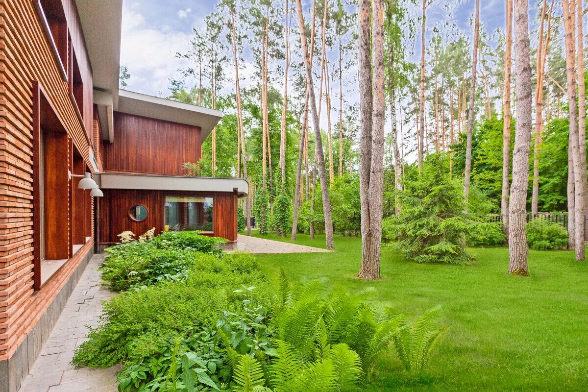 жк парк рублево красногорск. рублёво успенское шессе жуковка. кп новь рублево-успенское шоссе дом 200 метров. сады майендорф резиденция путина. поселок резиденция рублево.