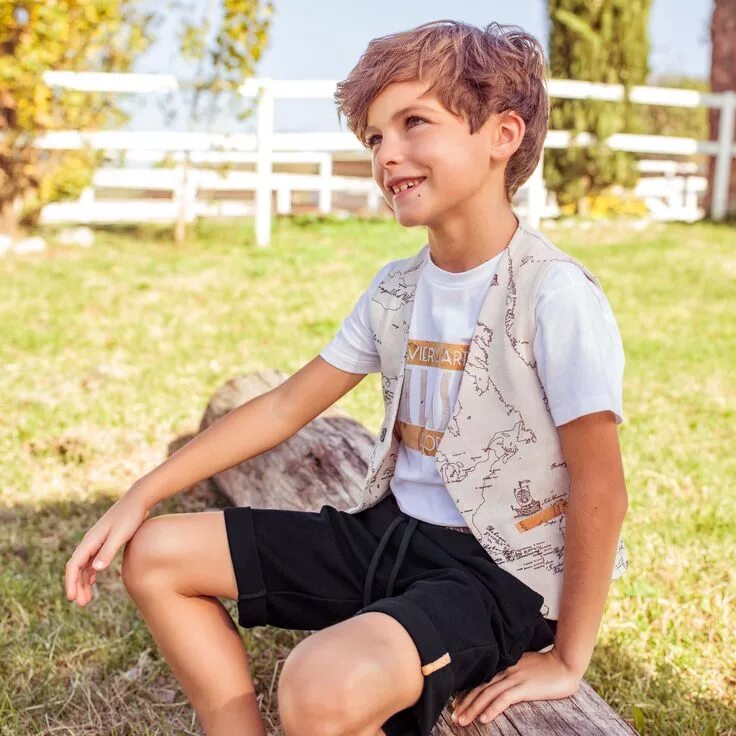 Boy gallery video