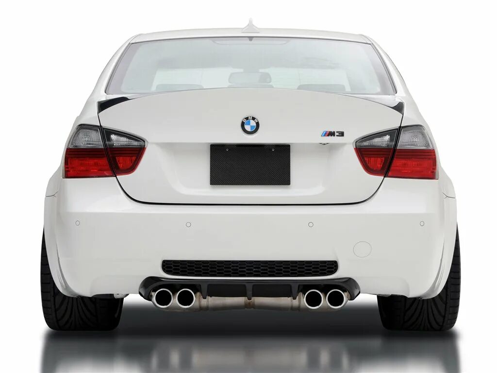 Bmw 3 задний. BMW m3 e90. BMW e90 m. BMW m3 e90 sedan. БМВ м3 90.