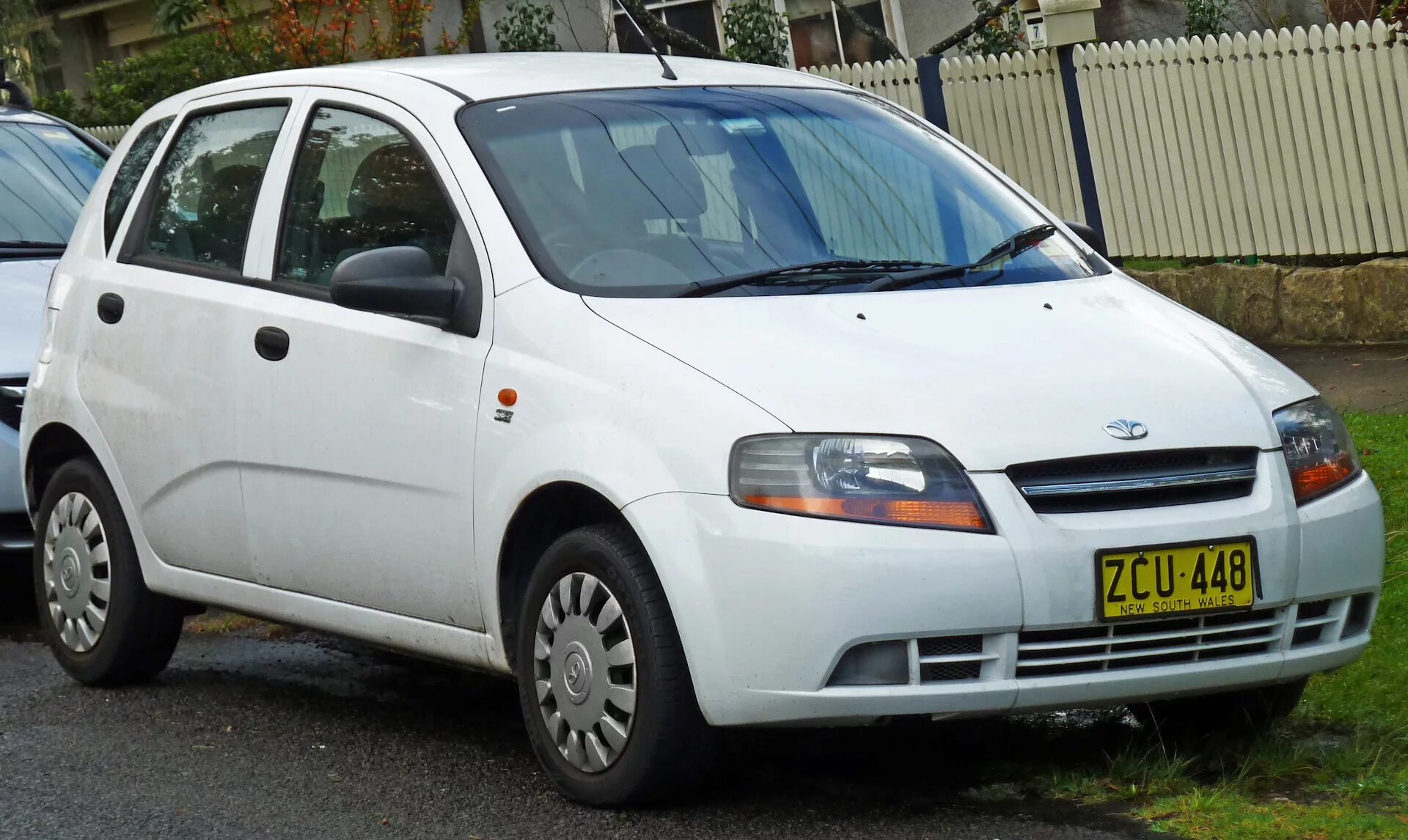 Шевроле авео т200 хэтчбек. Chevrolet Aveo т200. Дэу Калос 2002 1.5. Daewoo Kalos(t200.