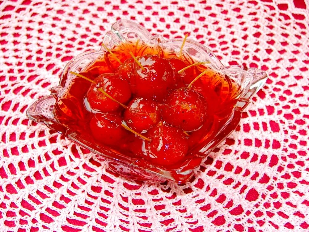 Ранетки яблочки варенье. Варенье из ранеток. Райские яблочки варенье. Варенье из ранеток целиком. Рецепт варенья из китайки целиком.