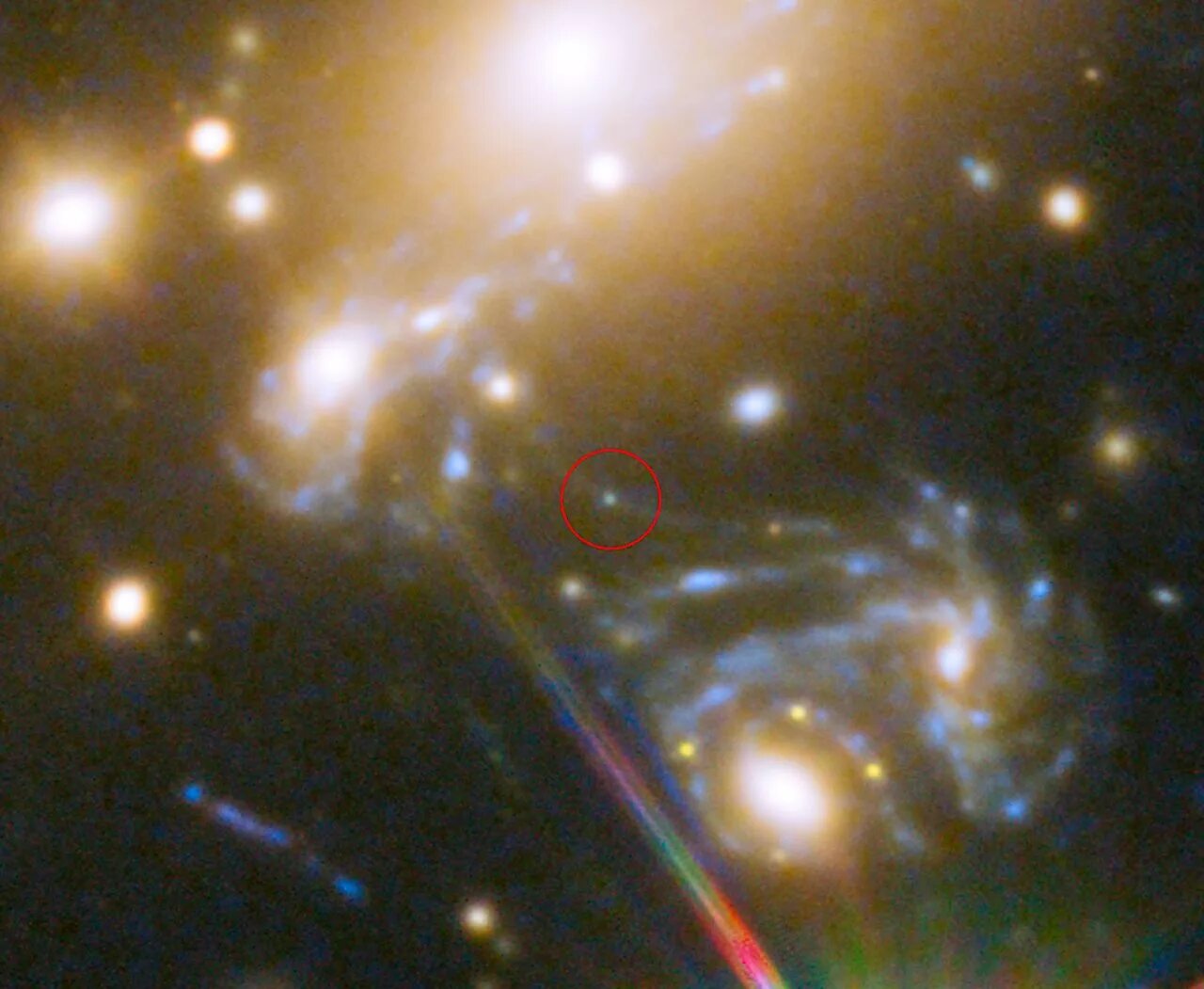 Далекие звезды от земли. Звезда Macs j1149 lensed Star 1. Телескоп Хаббл с r136a1. Macs j1149+2223 lensed Star 1. Дальняя звезда.