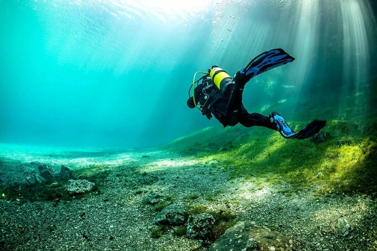 Скуба дайвинг. Дайвинг Scuba. Скуба-дайвинг, Scuba-Diving погружение. Водолаз под водой. Лов дайв