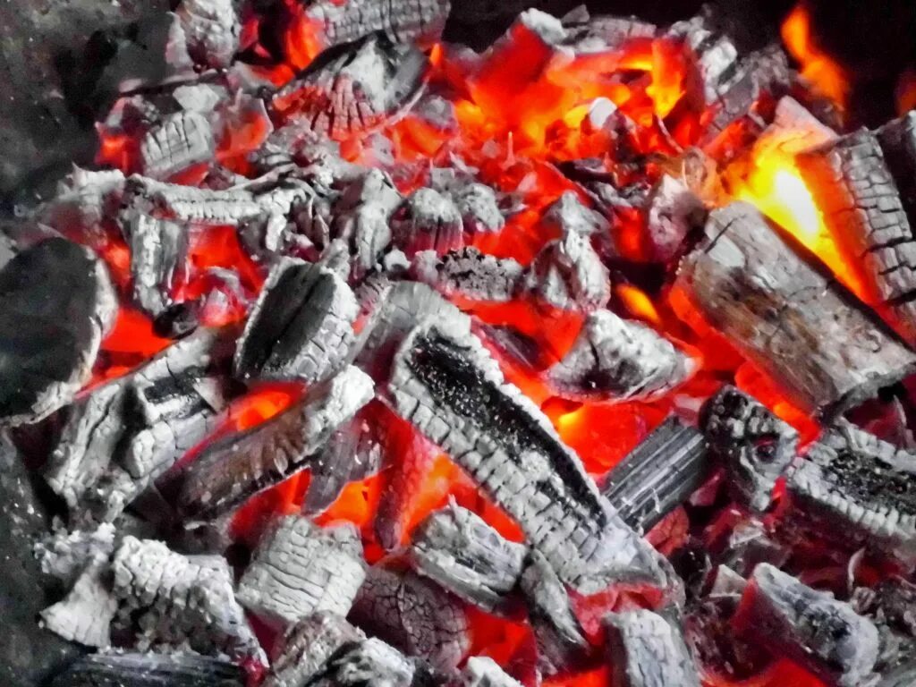Burning set. Burning уголь. горящий уголь лава. сжигание камня. пепел от дров.
