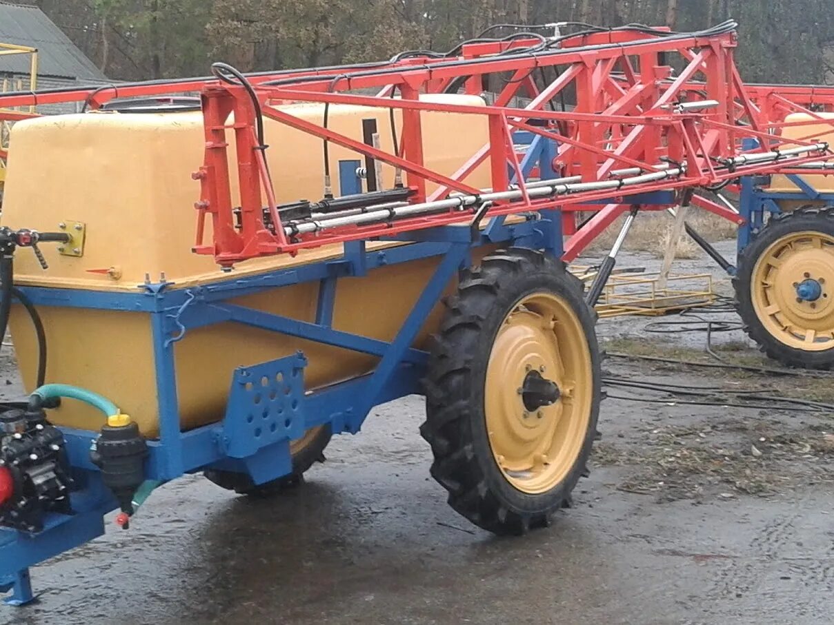 Опрыскиватель руслан оп 2000 казаньсельмаш. Прицепной штанговый опрыскиватель оп-2000-2. Оп 2000. Оп-2000 опрыскиватель. Опрыскиватель оп-2000 старый.