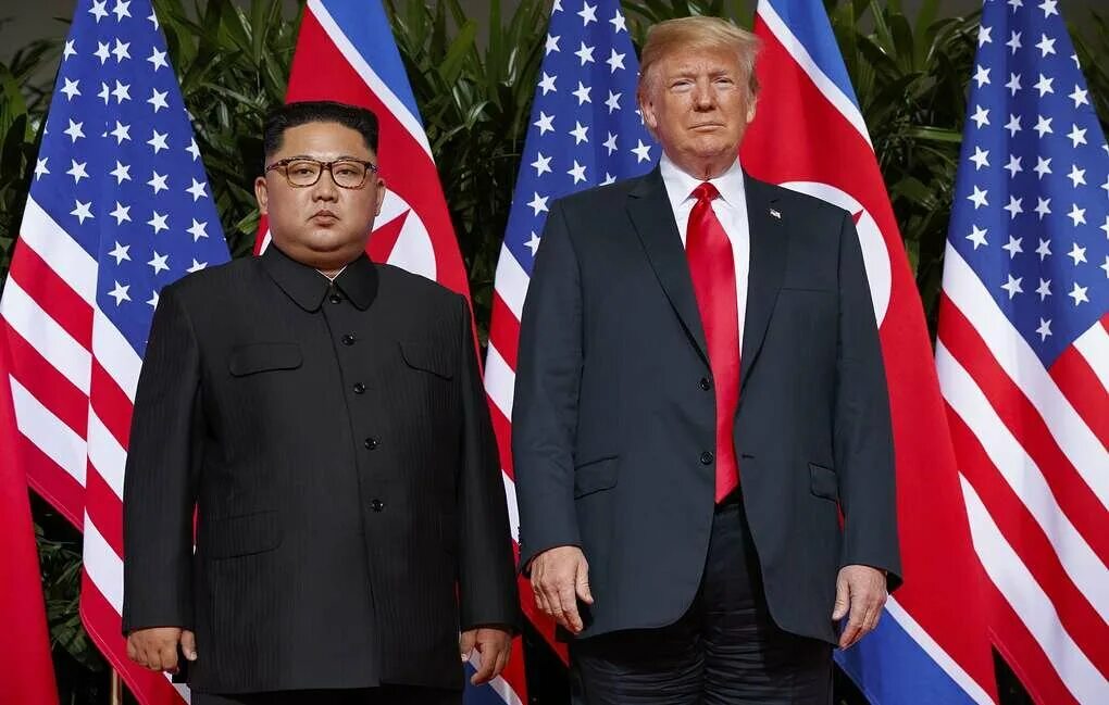 Южная корея какие санкции. Корея ким чен ын. ким чен ын в сша. ким чен ын и дональд трамп. шимолий кария призиденти.
