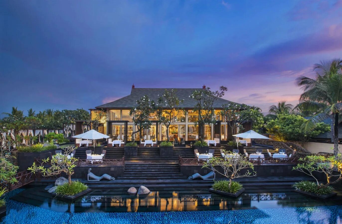 Нуса-Дуа, Индонезия. Бали остров Нуса Дуа. St. Regis 5* Бали. St. Regis Bali 5* / Nusa Dua. Минск бали