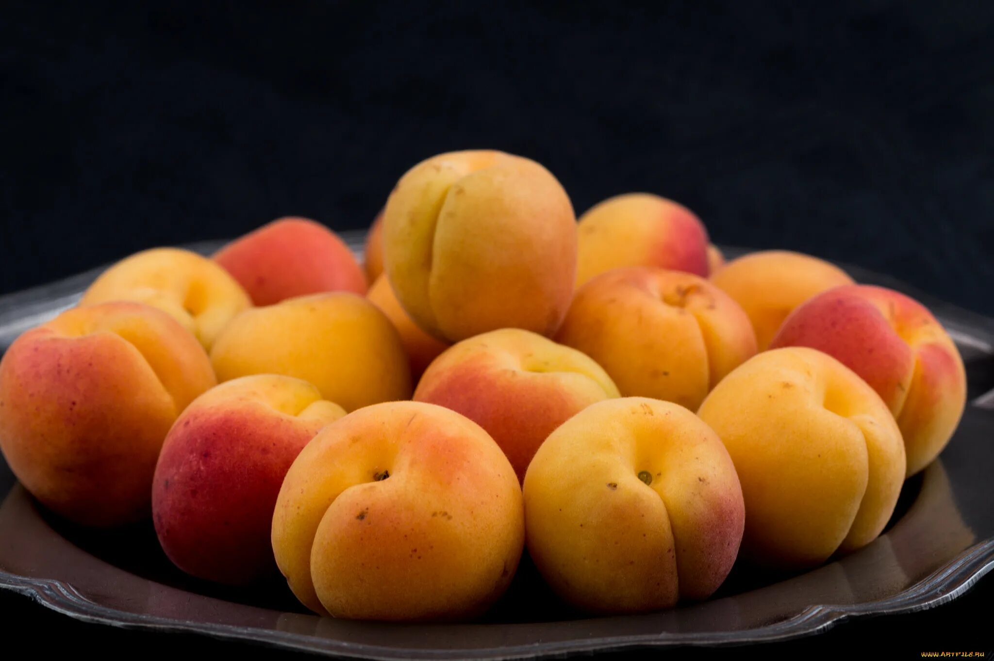 Peach apricot