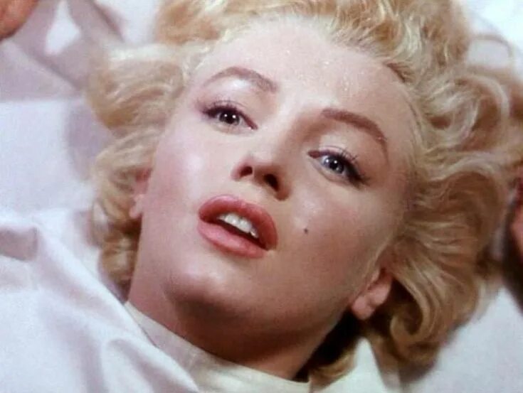 В джазе только девушки. Келли гарнер тайная жизнь мэрилин монро. Мэрилин монро 1954 джазе только девушки. 1959. Movie monroe.
