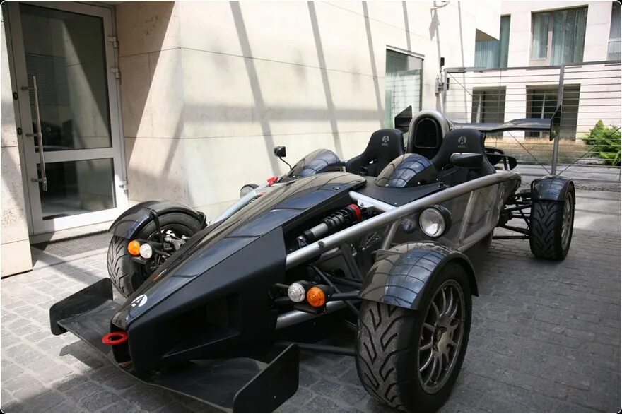 Ariel atom 300. Ariel atom 300. Ariel atom 300. 4. Ariel atom.