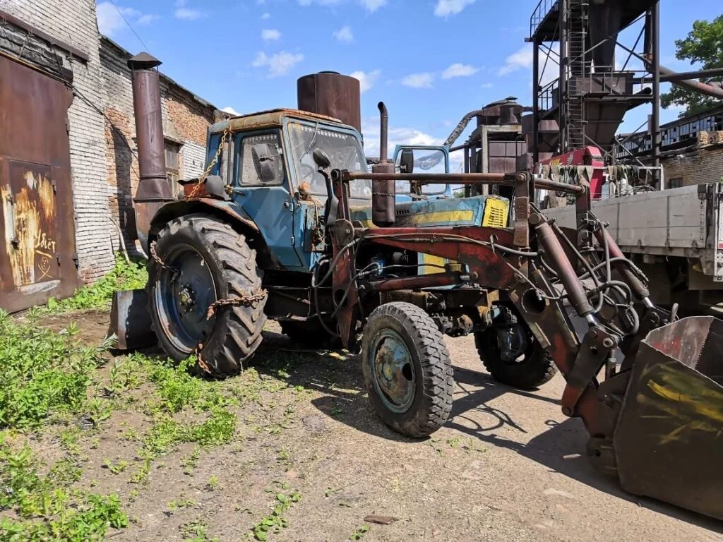 Трактор мтз 82 1990 года. Трактор 1976. Мтз 82. Трактор мтз 82 куном б у. Мтз 82 с куном балтаси.