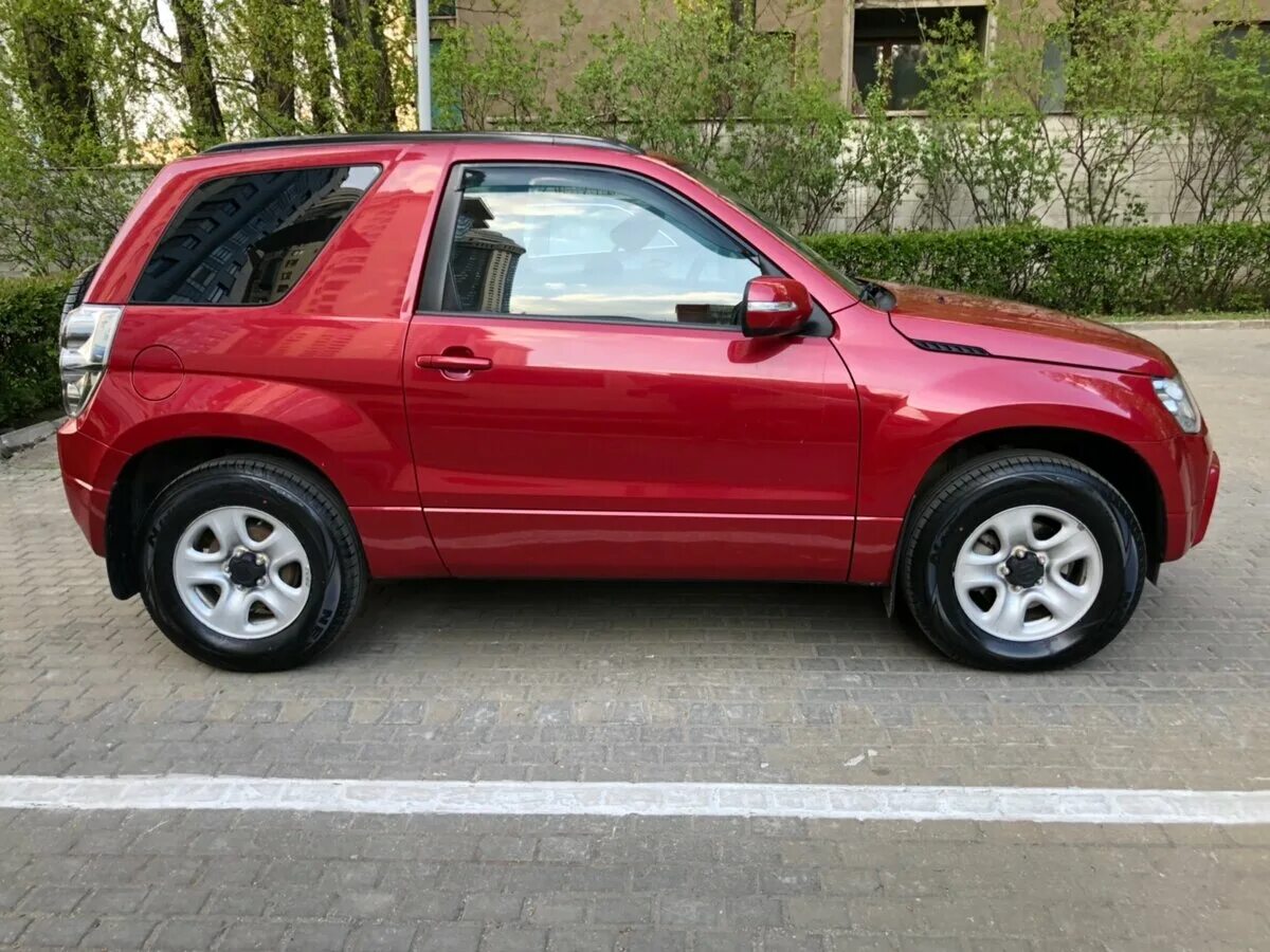 Suzuki grand vitara 2 door. Гранд витара 3х дверная. Сузуки гранд витара 3 дверка. Suzuki grand vitara 3 door. Сузуки гранд витара трехдверная.