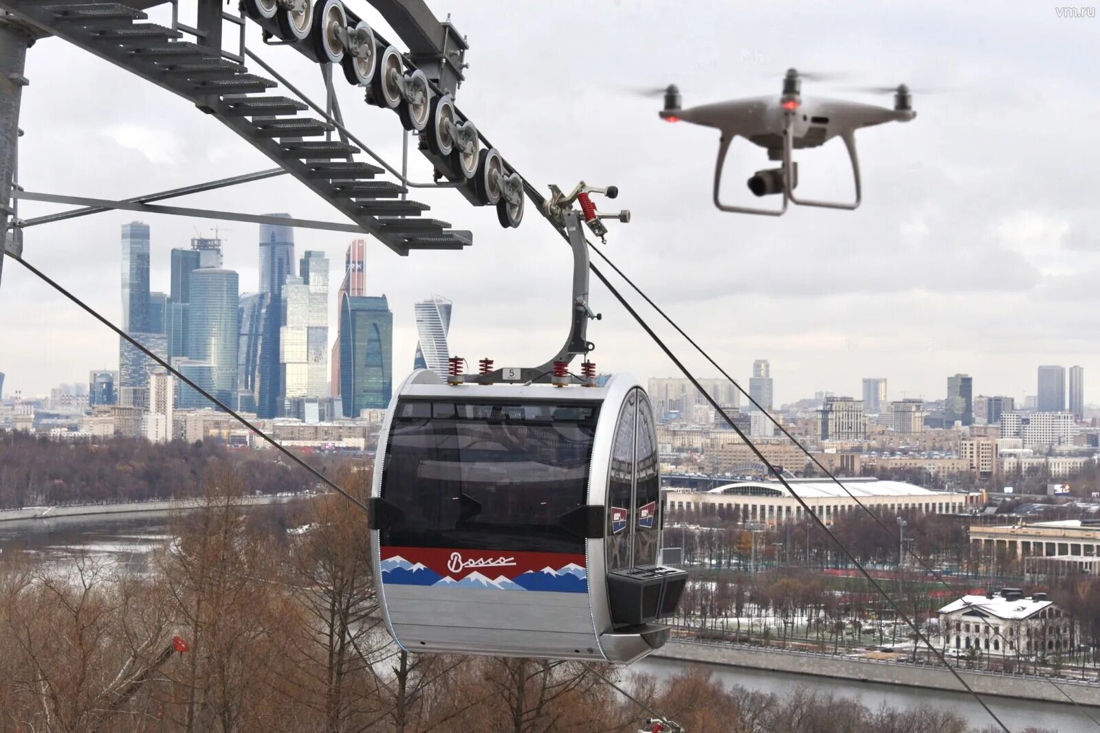 Канатная дорога Воробьевы горы. Москва канатная дорога на Воробьевых горах. Фуникулер Воробьевы горы. Канатная дорога Лужники.