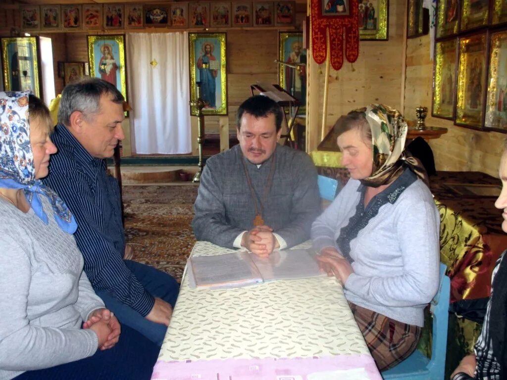 Свято никольский храм в с. Мужиново клетнянский район. Клетнянский район брянской области. Свято никольский храм в с. Храм в с мужиново клетнянского района.