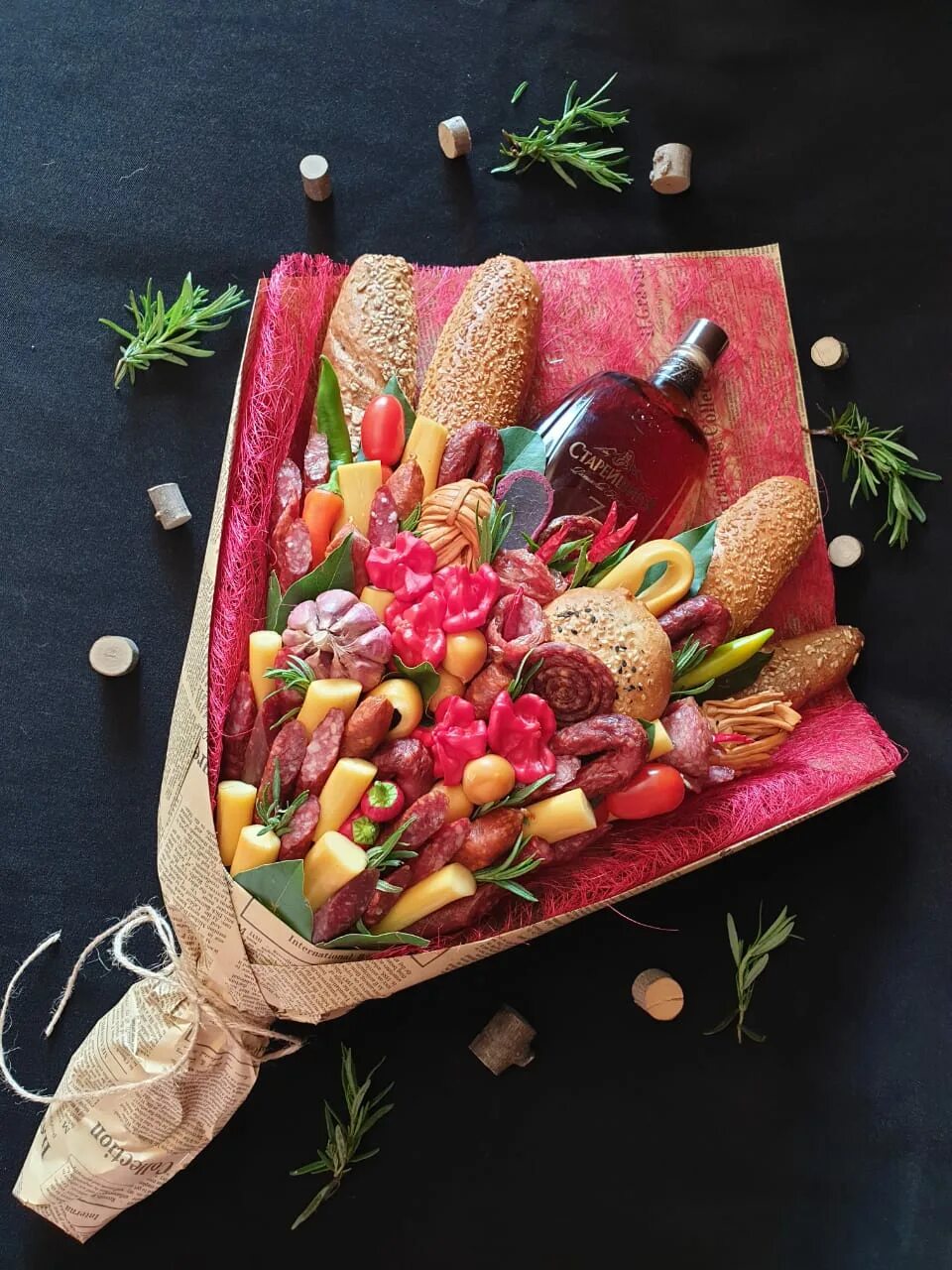 Вкусные букеты для женщин. Фуд букеты. Овощной букет. Фуд букеты. Фуд букеты.