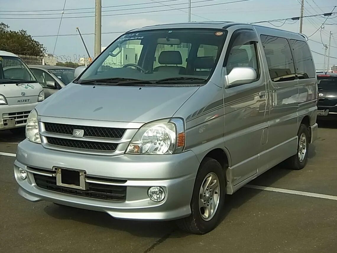 Тойота Тоуринг Хайс. Тойота Хайс 4 поколение. Тойота Хайс 5 поколение. Toyota Hiace 2,4. Toyota hiace поколения