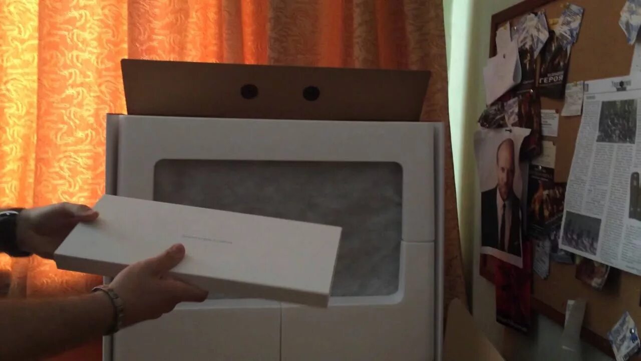 Распаковка айфон белый титан цвет. Распаковка айфона семь. Распаковка компьютера ин вин старыи. C480fw распаковка. Распаковка ноутбук apple из коробки распаковка.