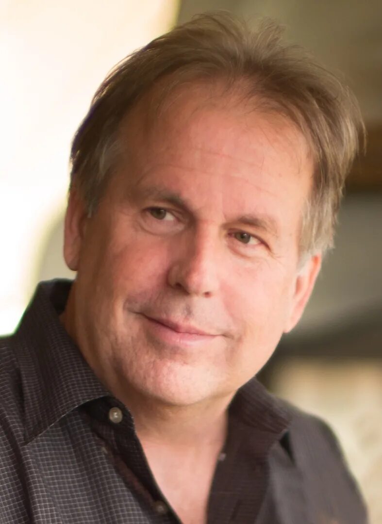 Terry rossio. Тед эллиот и терри россио. Терри россио. Эллиотт фаллэм. Терри россио.