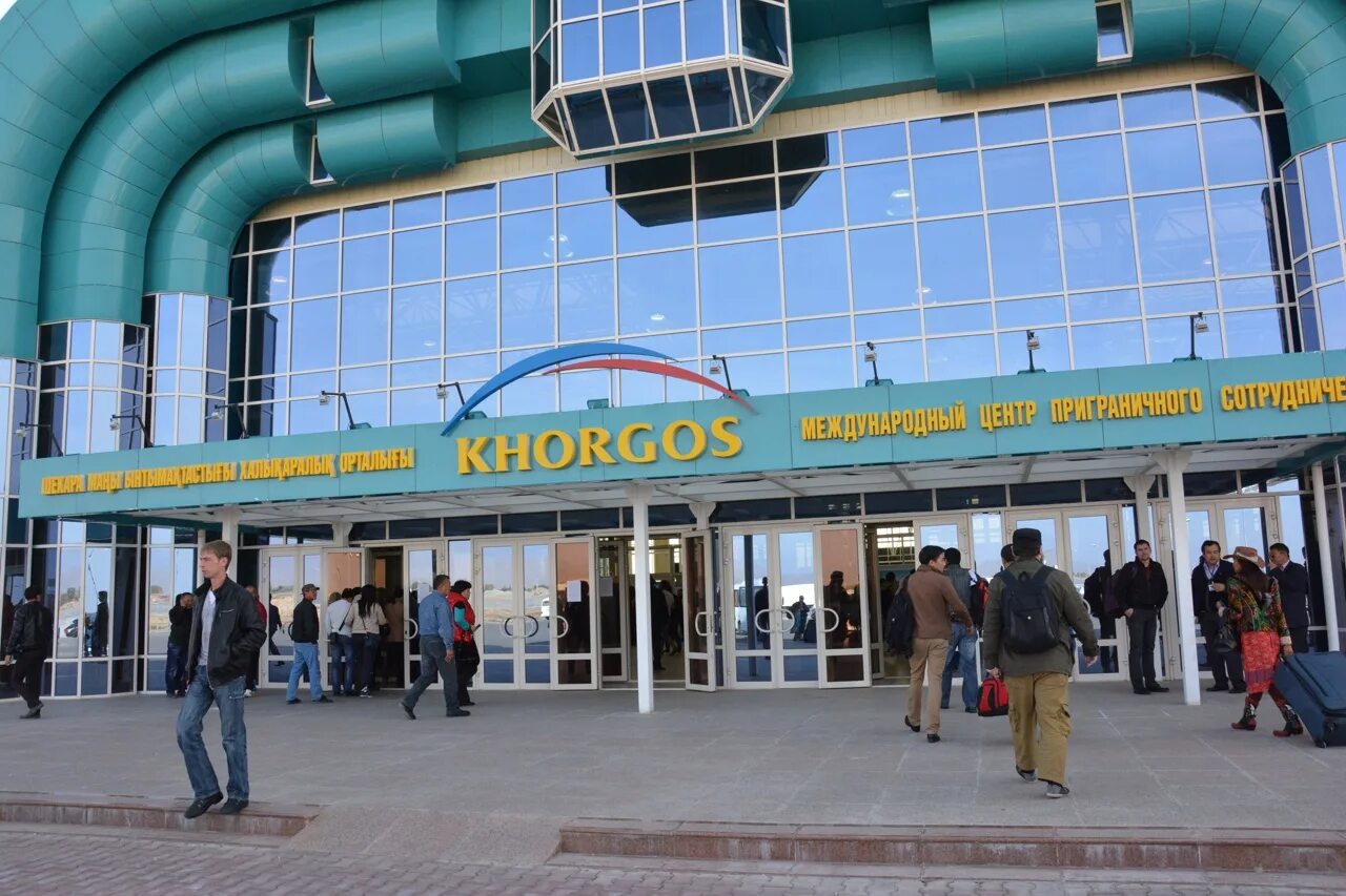 Мцпс хоргос. Хоргос казахстан. Хоргос китай казахстан. Мцпс хоргос. Казахстан хоргос международный центр приграничного сотрудничества.