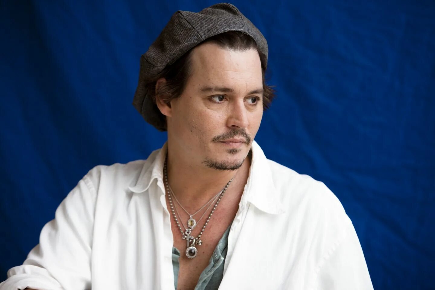 Джонни о е. Леонардо ди каприо and johnny depp. Боб дилан и вознесенский. Забавный факт о джонни деппе. Джонни да.