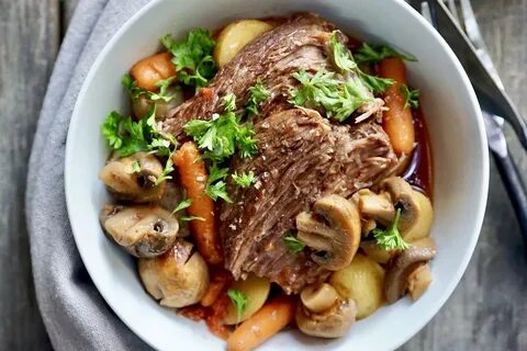 Блюдо мясо с грибами в духовке