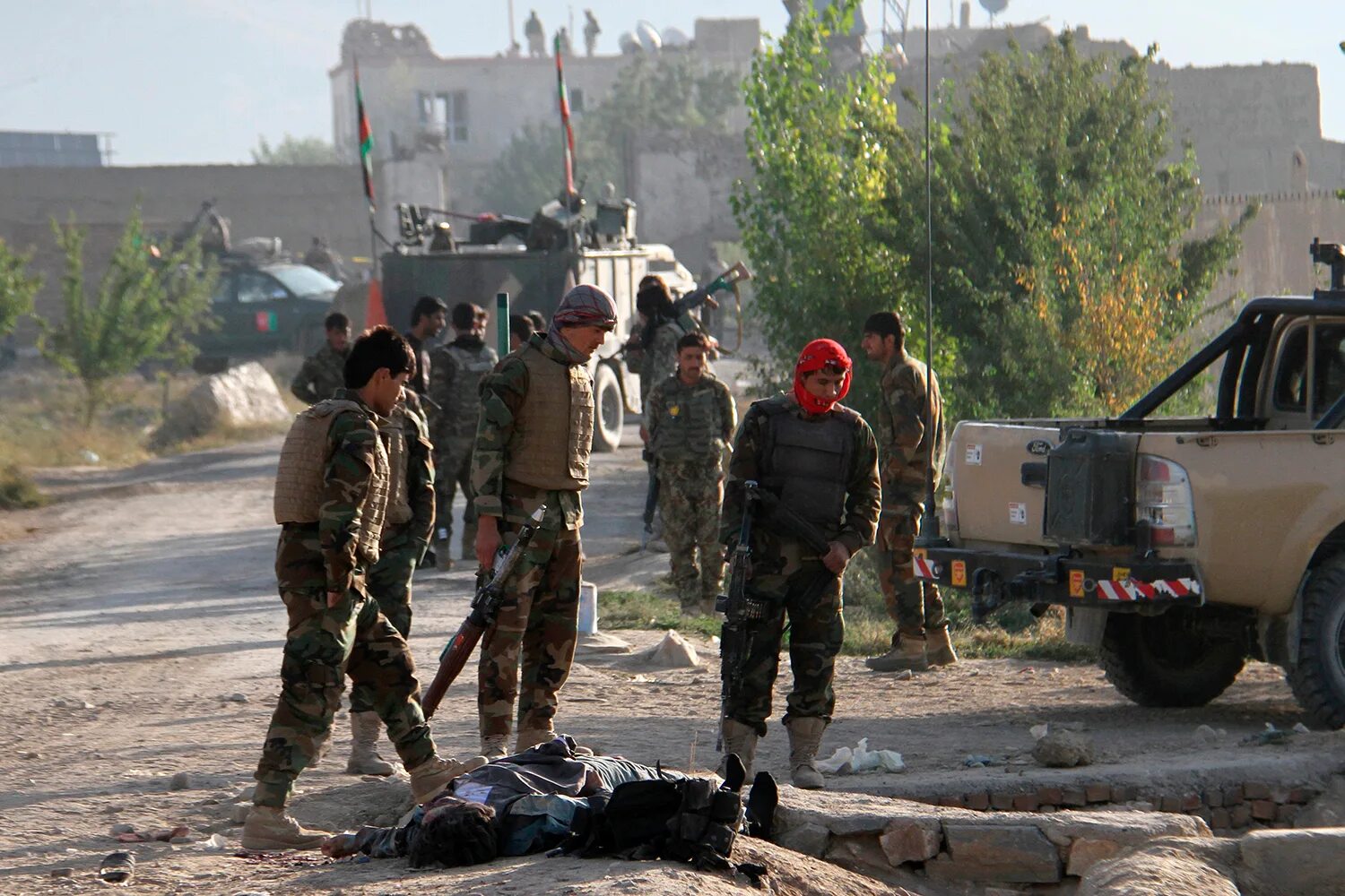 Нападение талибов на Афганистан. Карабах Афганистан.