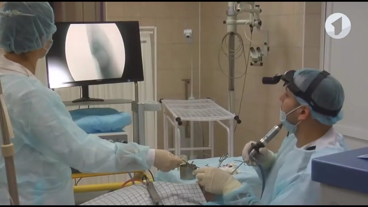 Удаление аденоидов у детей видео операции. Тонзиллэктомия авиценна. эндоскопическая аденоидэктомия. коблационная аденотомия. операция по удалению аденоидов.