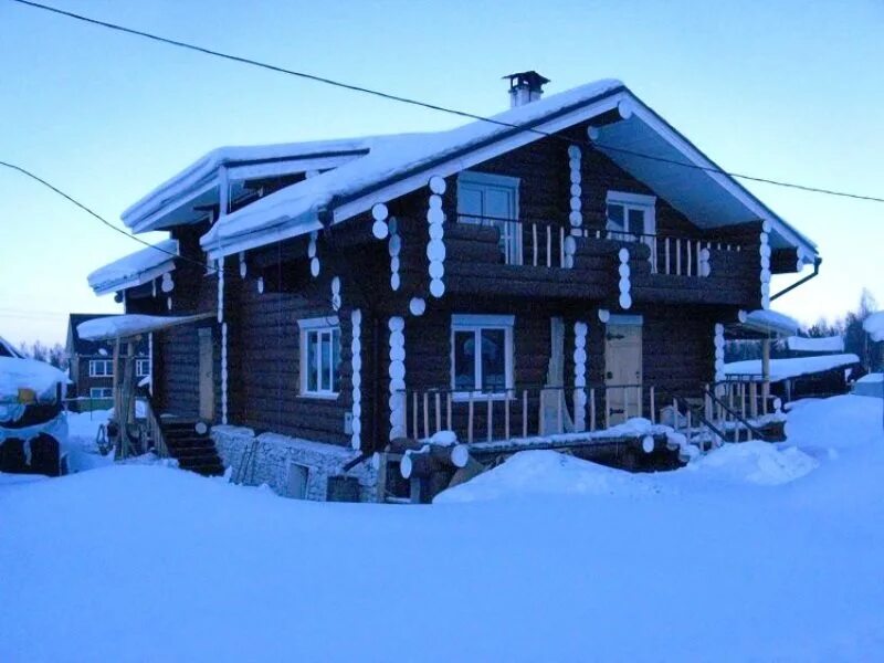 Домик в байкальске. Байкальск дома. Коттеджный городок русь байкальск. Байкальск русь коттеджный поселок. Байкальск домики.