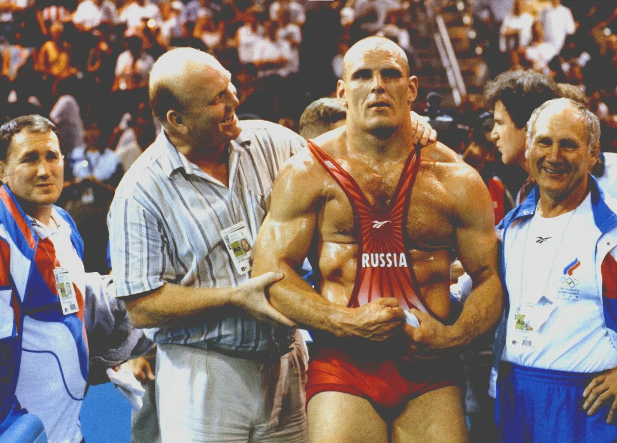 Советский спортсмен борец чемпион. Alelsandr Karalin. Карелин 1988.