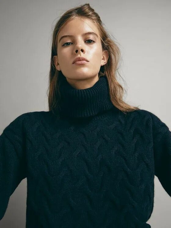 Массимо свитера. Массимо дутти 2020 свитера. водолазка massimo dutti женская. свитер massimo dutti. massimo dutti синий свитер.